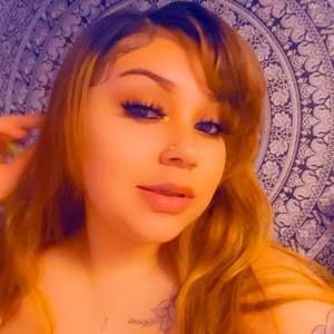 Meet your Posher, Noemi